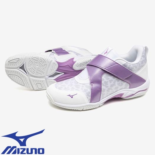 ◎商品名：ウエーブダイバースLG LITE 2 フィットネス ユニセックス◎メーカー：ミズノ（MIZUNO）◎品番：K1GF210211◎カラー：11：ホワイト×パープル◎サイズ：22.0cm、22.